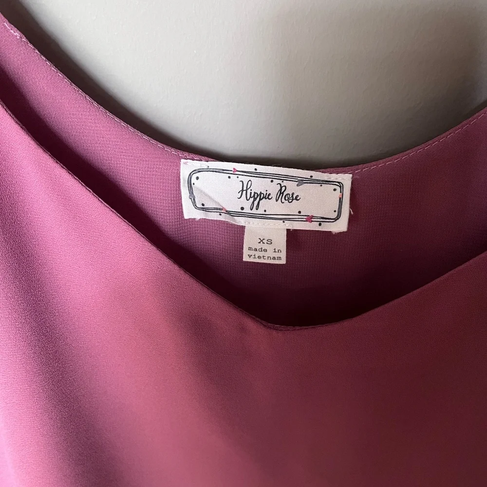 🌸Hippie Rose V-Neck Cami🌸 - Picture 4 of 5